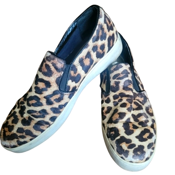 MICHAEL Kors Slip On Leopard Print Calf Hair Sneakers Flats Size 7M - Picture 1 of 16